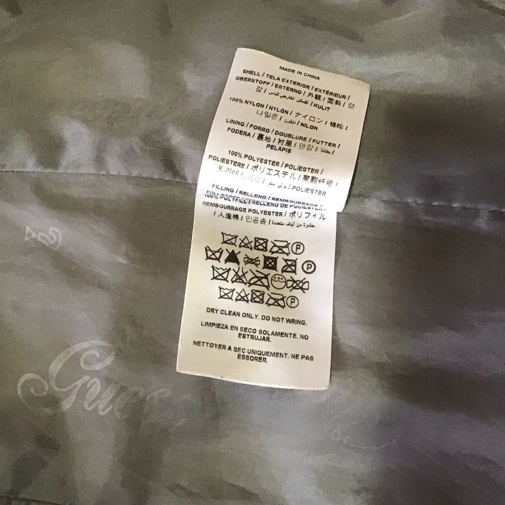 Guess Jacket - Picture 4 of 4